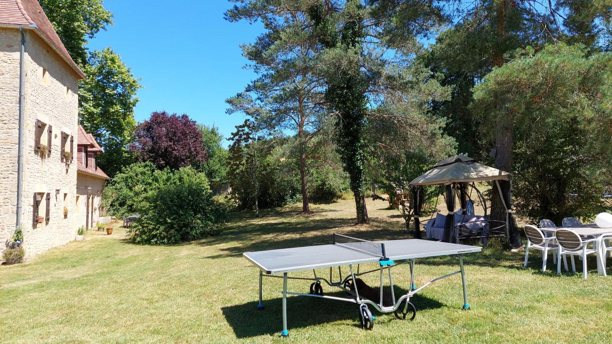 Ferme Des Petites Oreilles 4 Etoiles Montignac-Lascaux Bagian luar foto